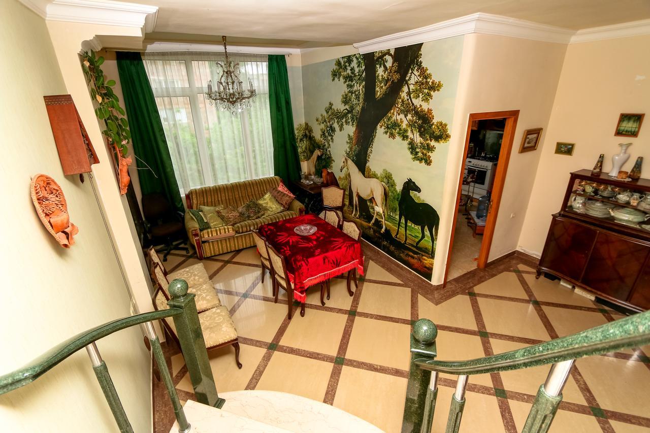 Bright And Modern 4Br Apartment - Center Of Jereván Kültér fotó