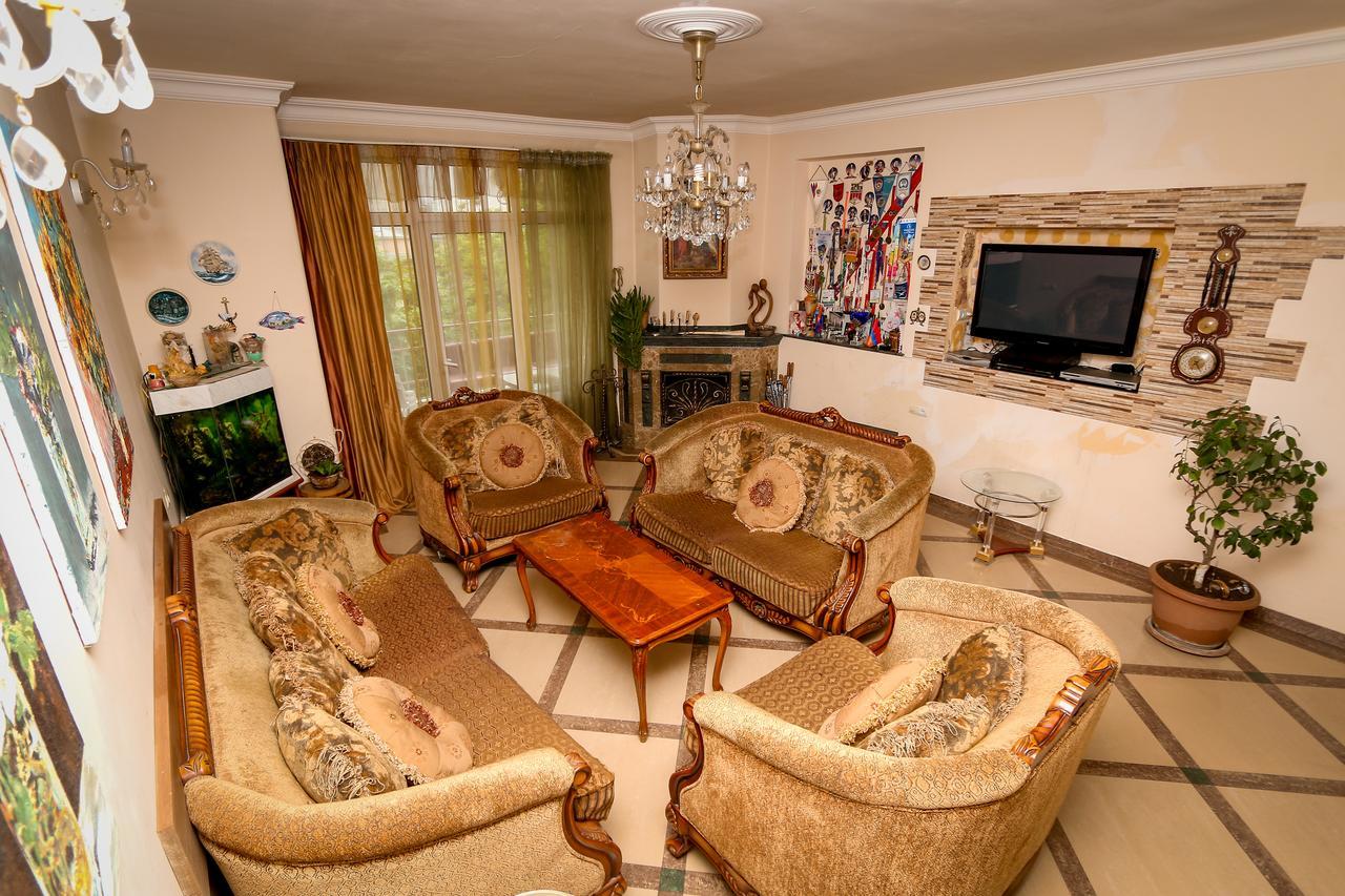 Bright And Modern 4Br Apartment - Center Of Jereván Kültér fotó